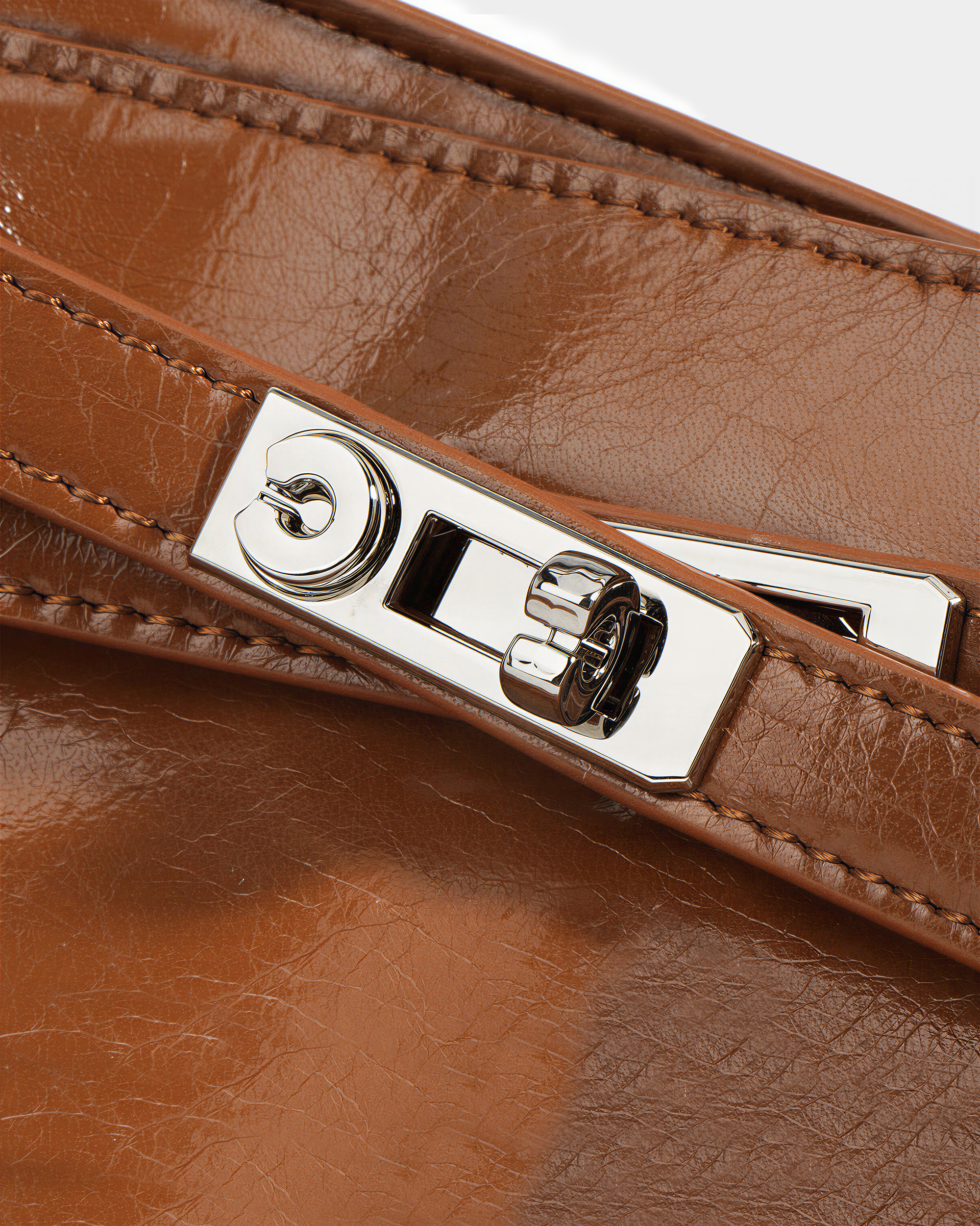 Calden Leather Shoulder Bag - VELMONTU