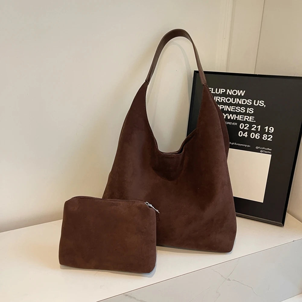 Structured Suede Hobo - VELMONTU